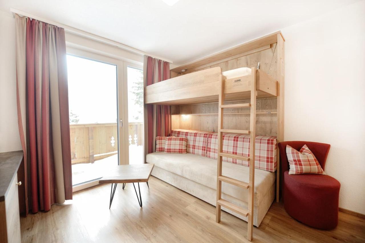 Hotel Alpina Superior Pettneu am Arlberg Ngoại thất bức ảnh