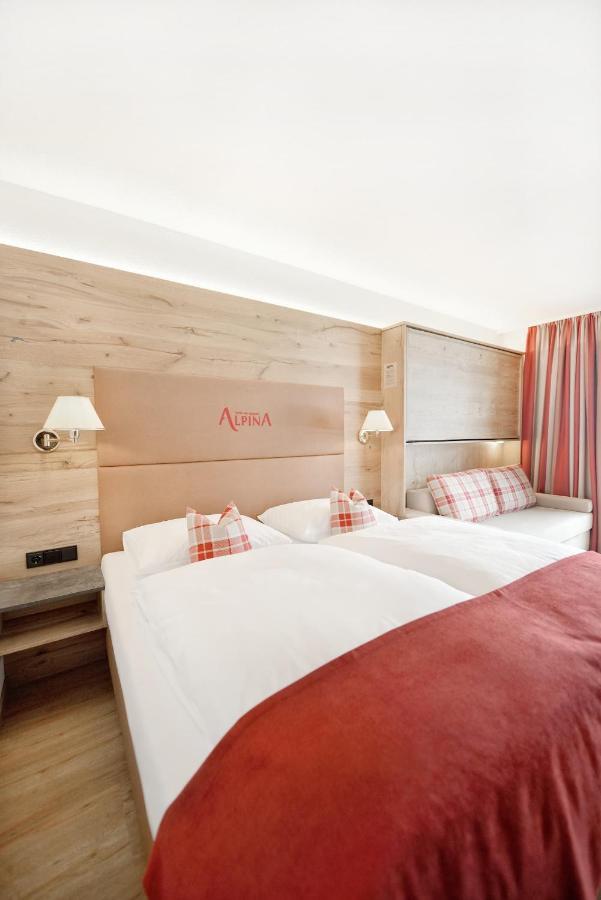 Hotel Alpina Superior Pettneu am Arlberg Ngoại thất bức ảnh