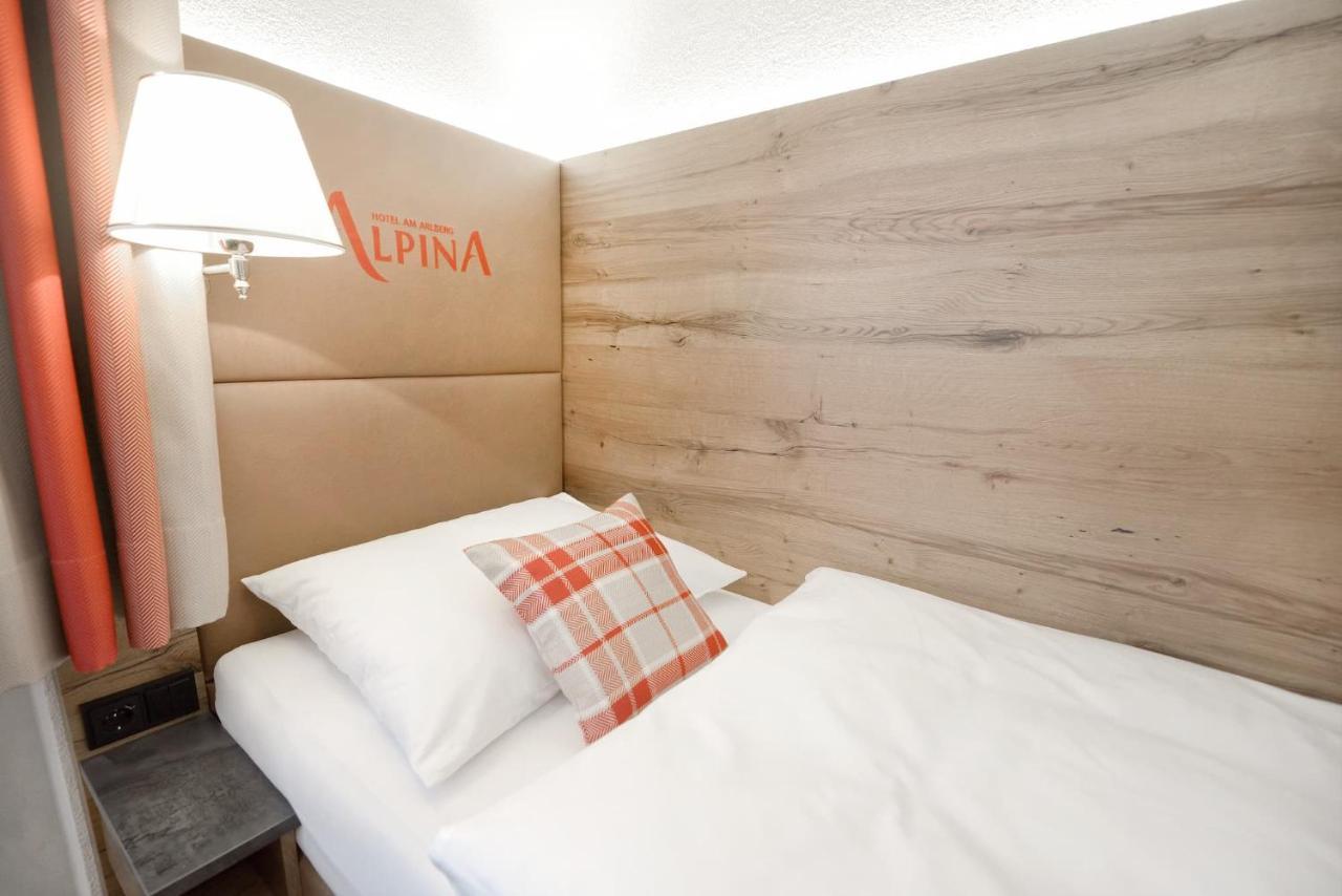 Hotel Alpina Superior Pettneu am Arlberg Ngoại thất bức ảnh