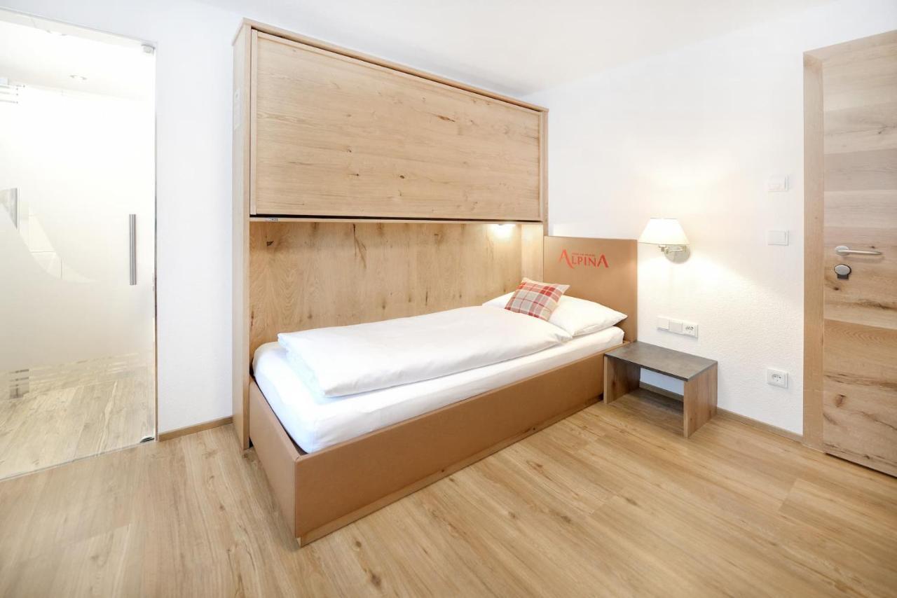 Hotel Alpina Superior Pettneu am Arlberg Ngoại thất bức ảnh