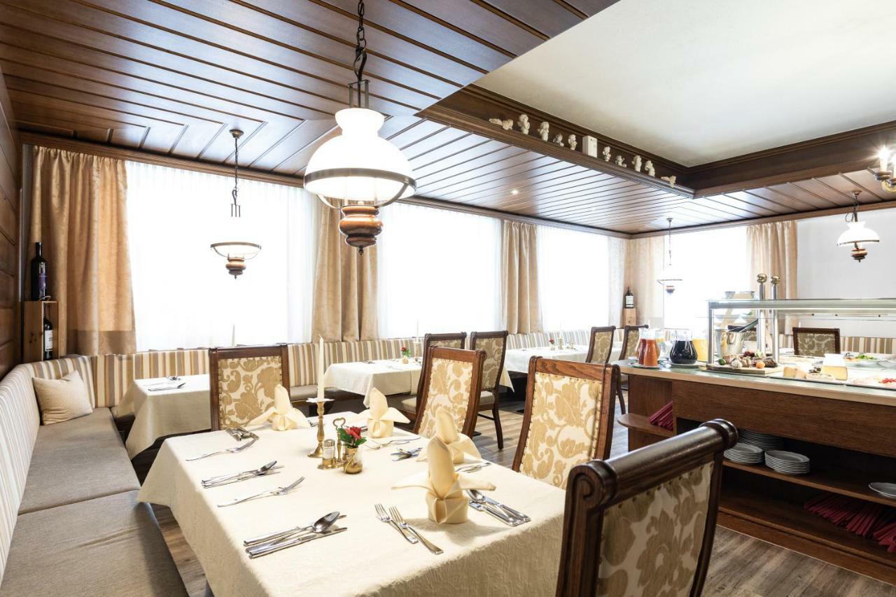 Hotel Alpina Superior Pettneu am Arlberg Ngoại thất bức ảnh